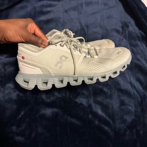 women’s cloud 5 shoes